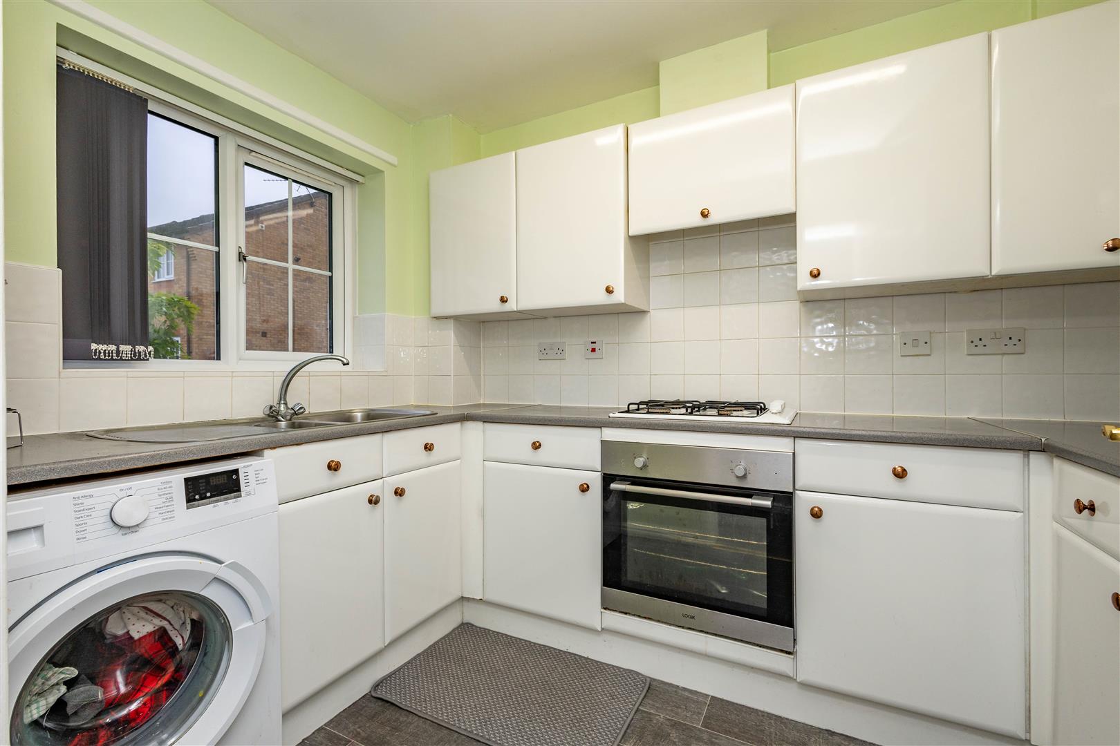 4 bed property in Finney Park Drive, Preston